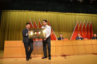 公司成立“扬州市江都区慈善总会z6尊龙集团分会”